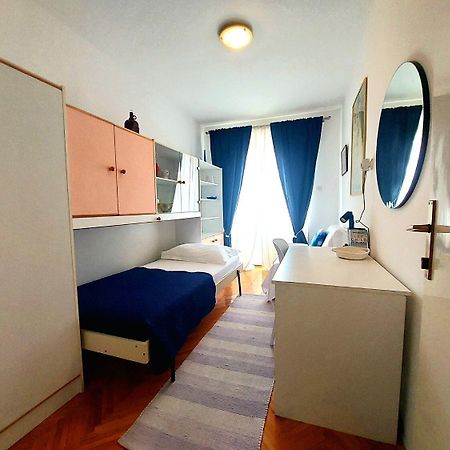 Apartment Fila - Large & Close To The Beach Makarska Exterior photo
