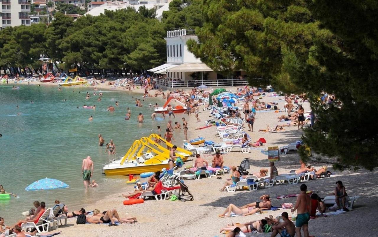 Apartment Fila - Large & Close To The Beach Makarska Exterior photo